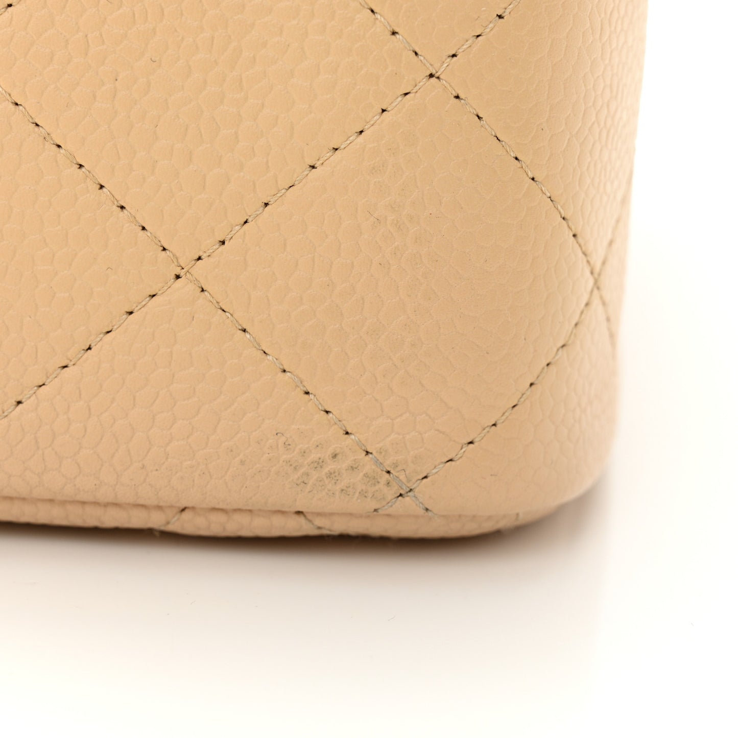 Caviar Quilted Jumbo Double Flap Beige Clair