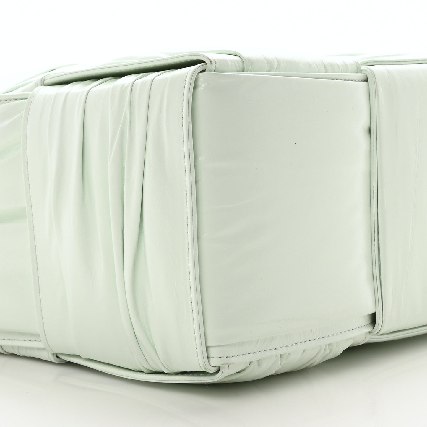 Foulard Intrecciato Pleated Medium Arco Tote Glacier