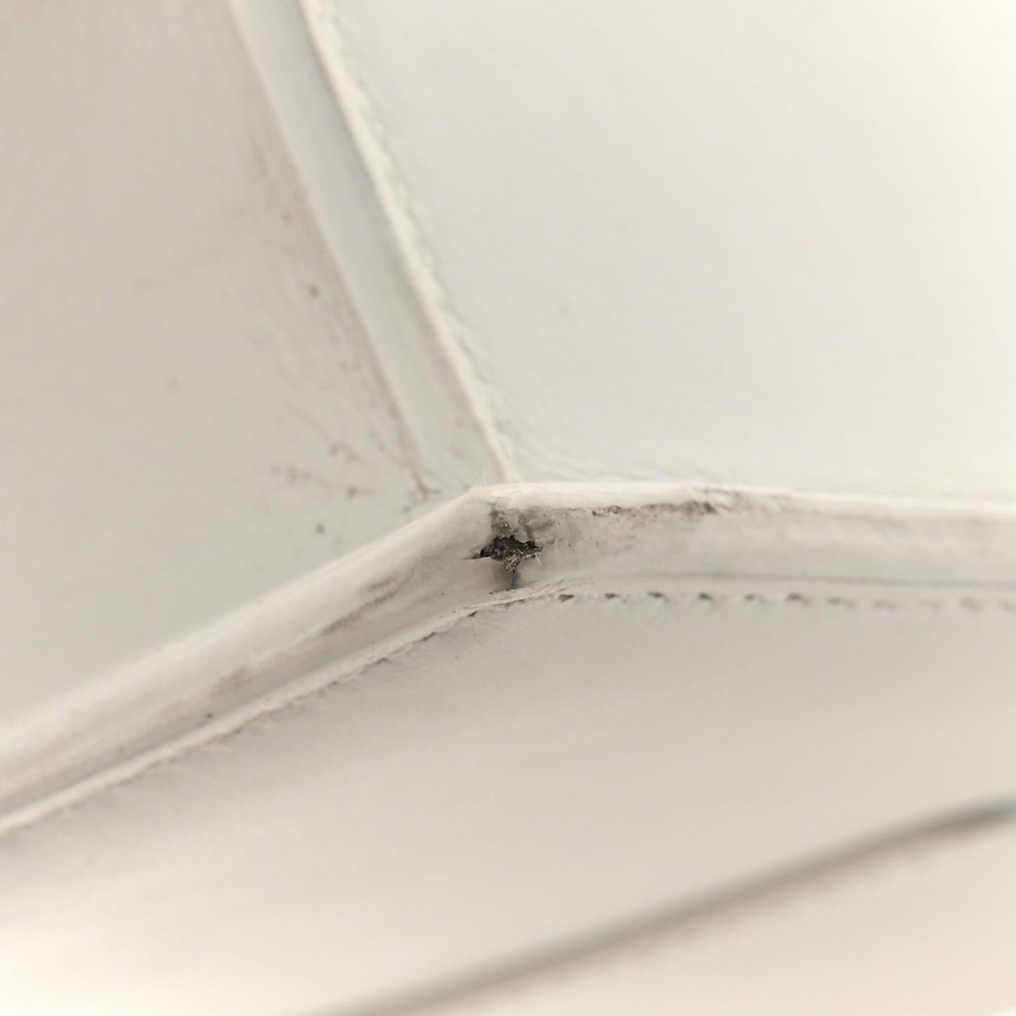 Smooth Calfskin Le Bambino Long White