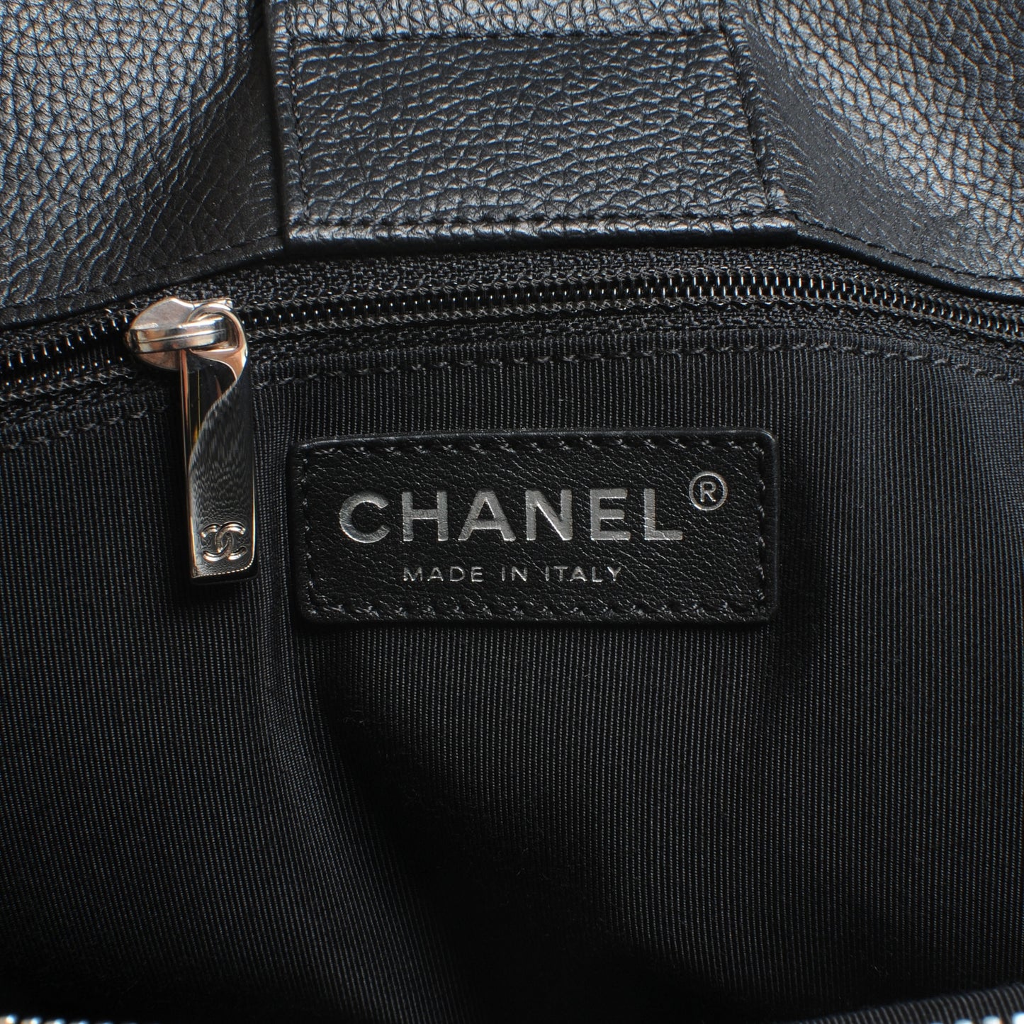 Calfskin Cerf Executive Shopper Tote Black
