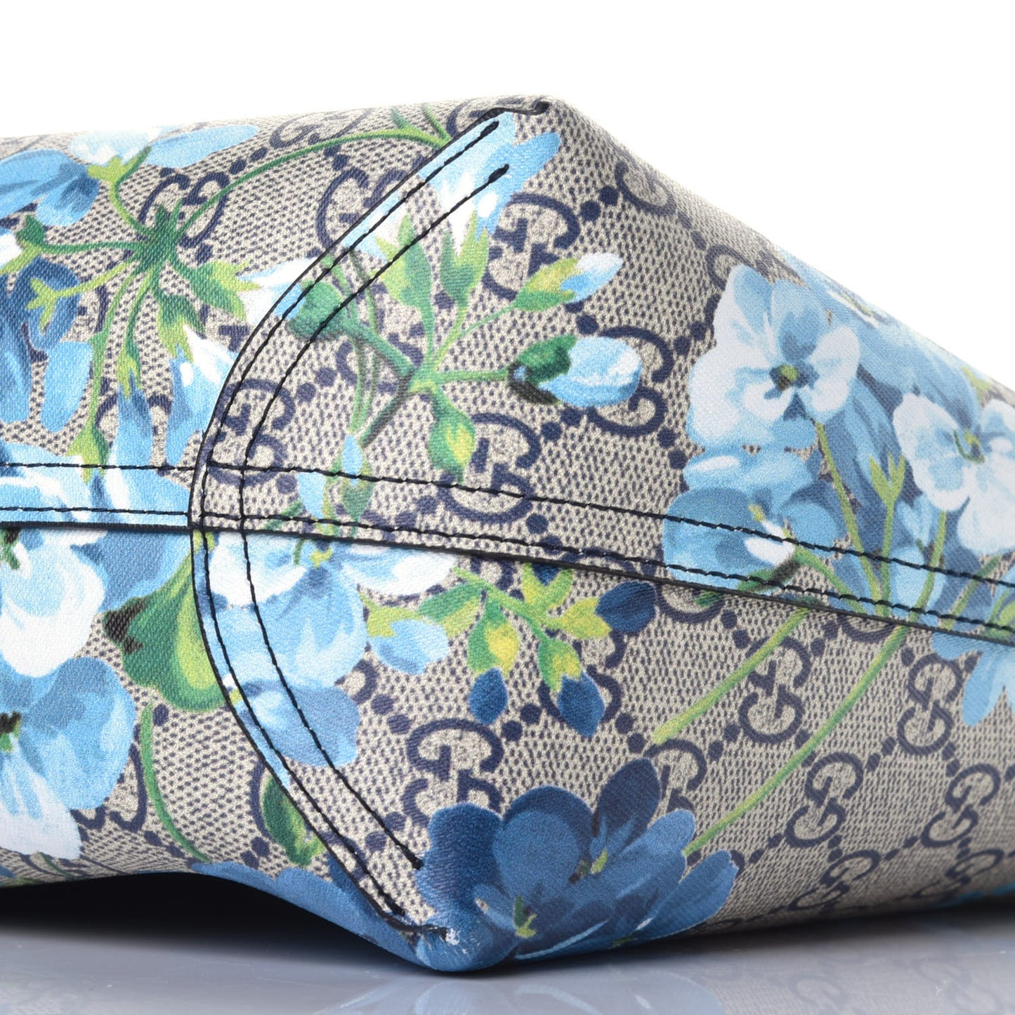 GG Supreme Monogram Blooms Small Reversible Tote Beige Blue Navy