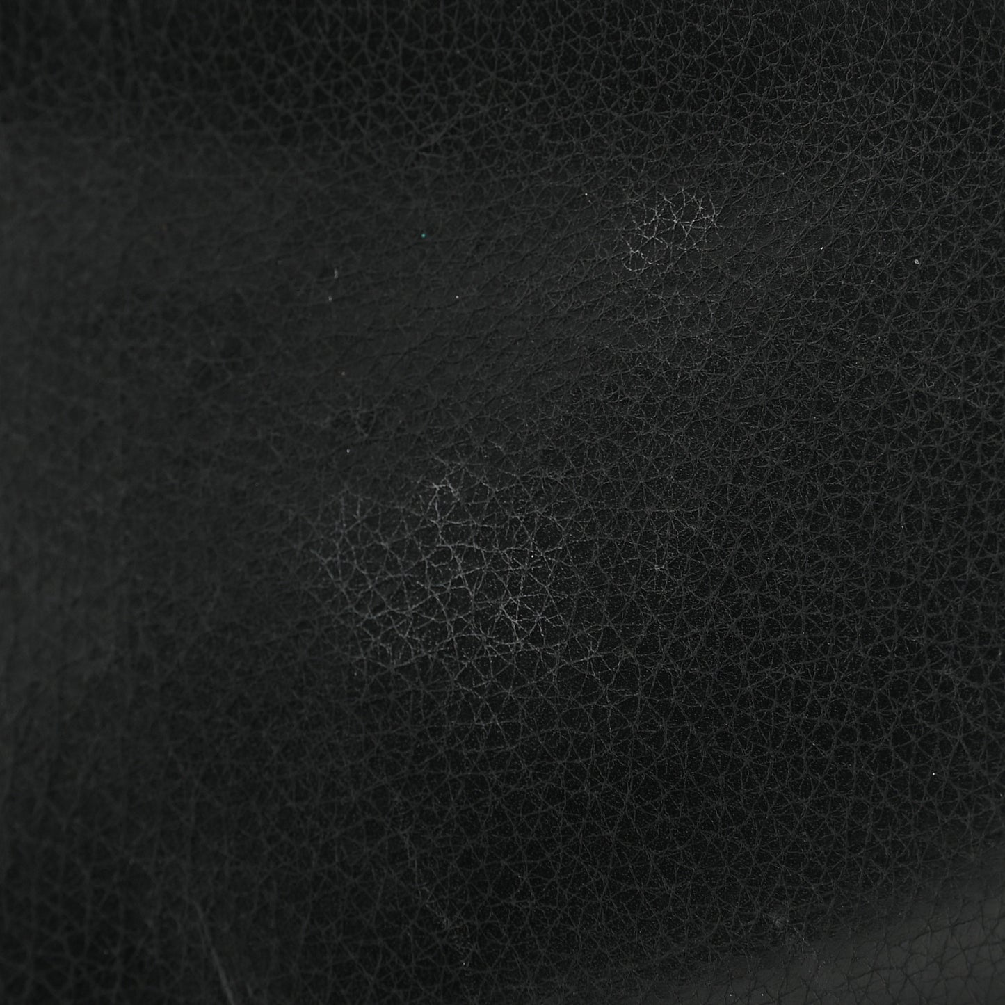 Pebbled Calfskin Bamboo Tassel Zip Around Wallet Black