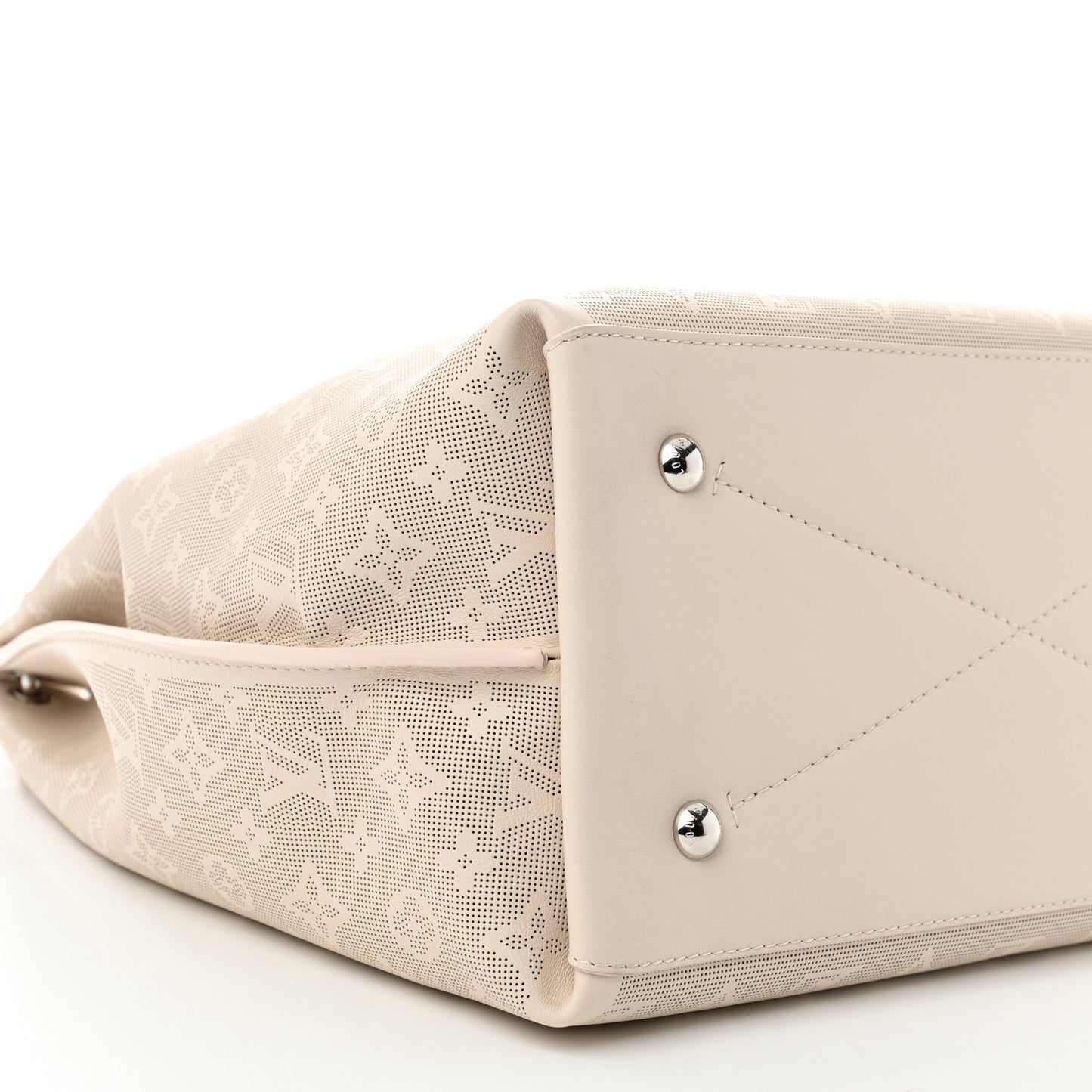 Reverse Mahina Carmel Hobo Quartz White