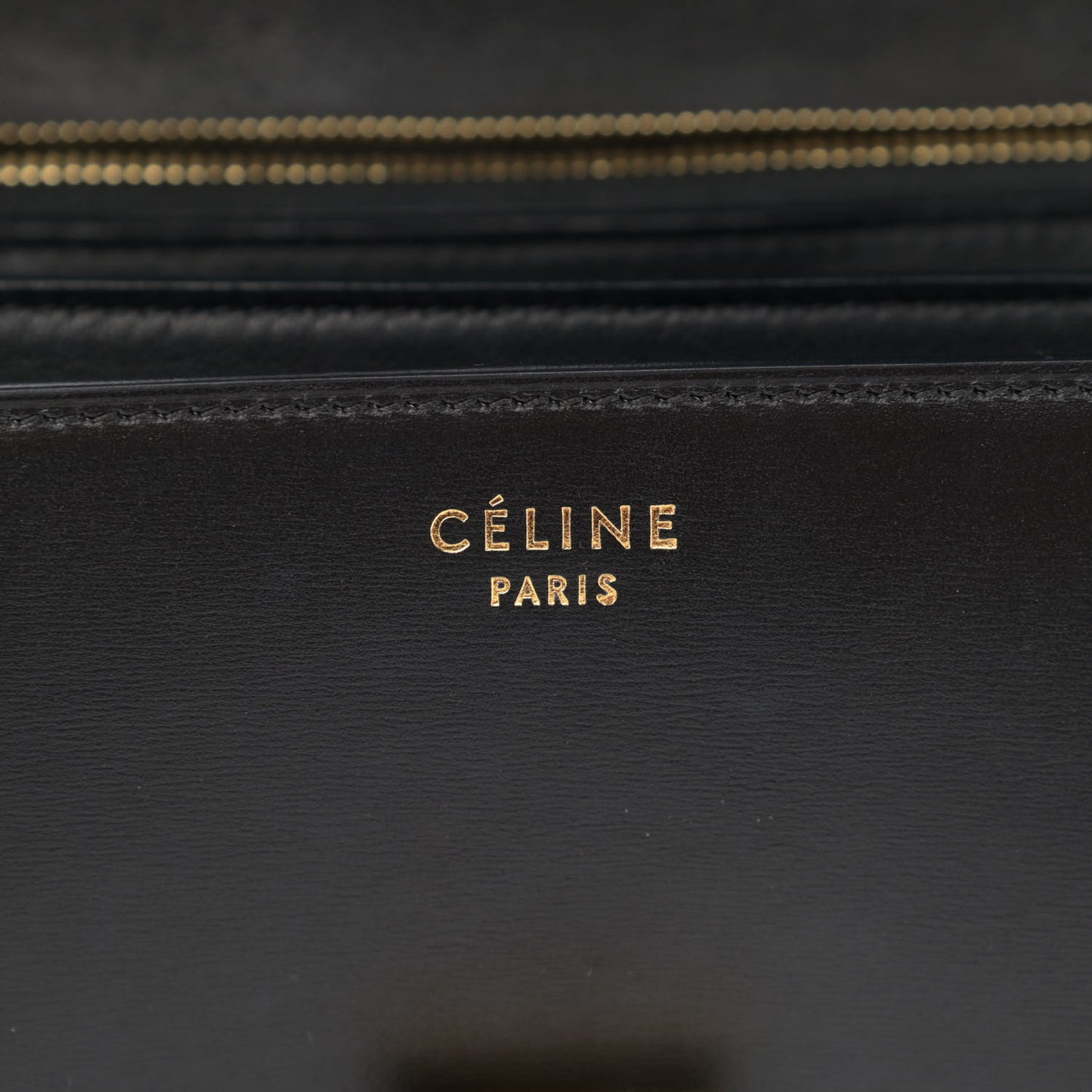 Box Calfskin Medium Classic Box Flap Bag Black