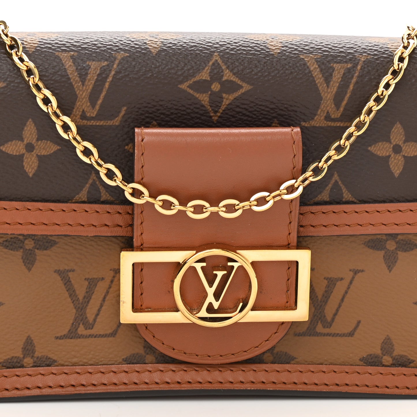 Reverse Monogram Dauphine Chain Wallet