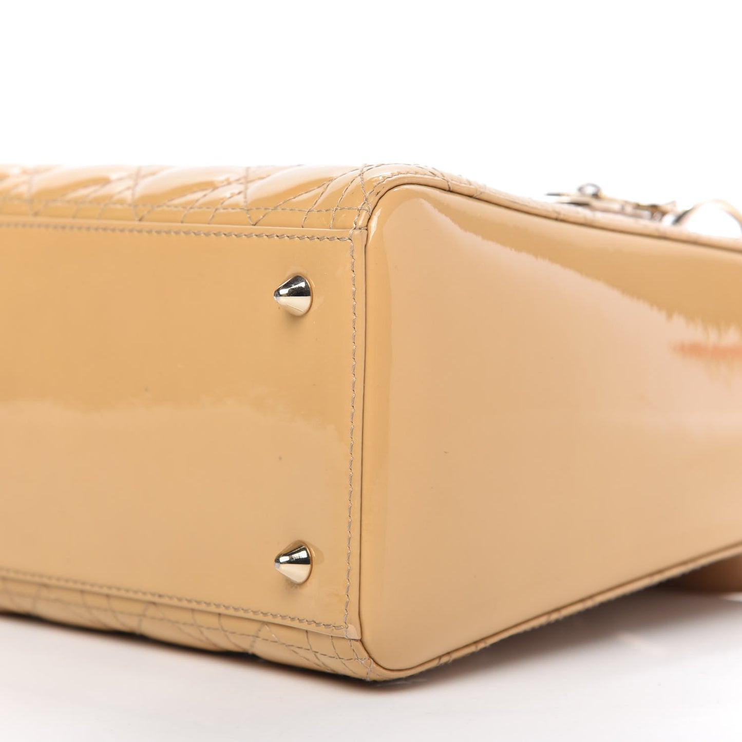 Patent Cannage Medium Lady Dior Beige