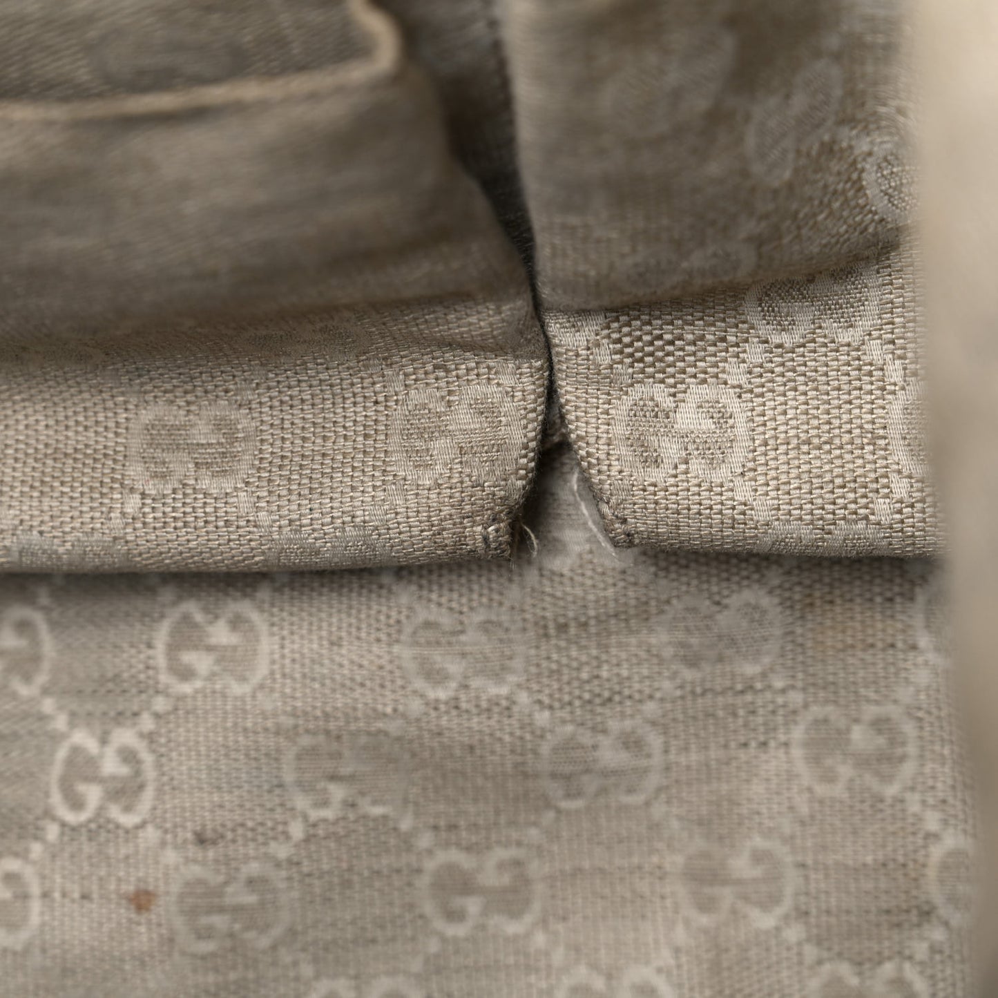 Calfskin Web Medium Rania Top Handle Bag Grey Field
