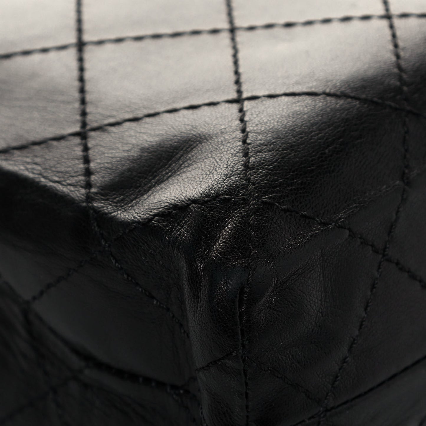 Lambskin Quilted Vertical Tote Black White