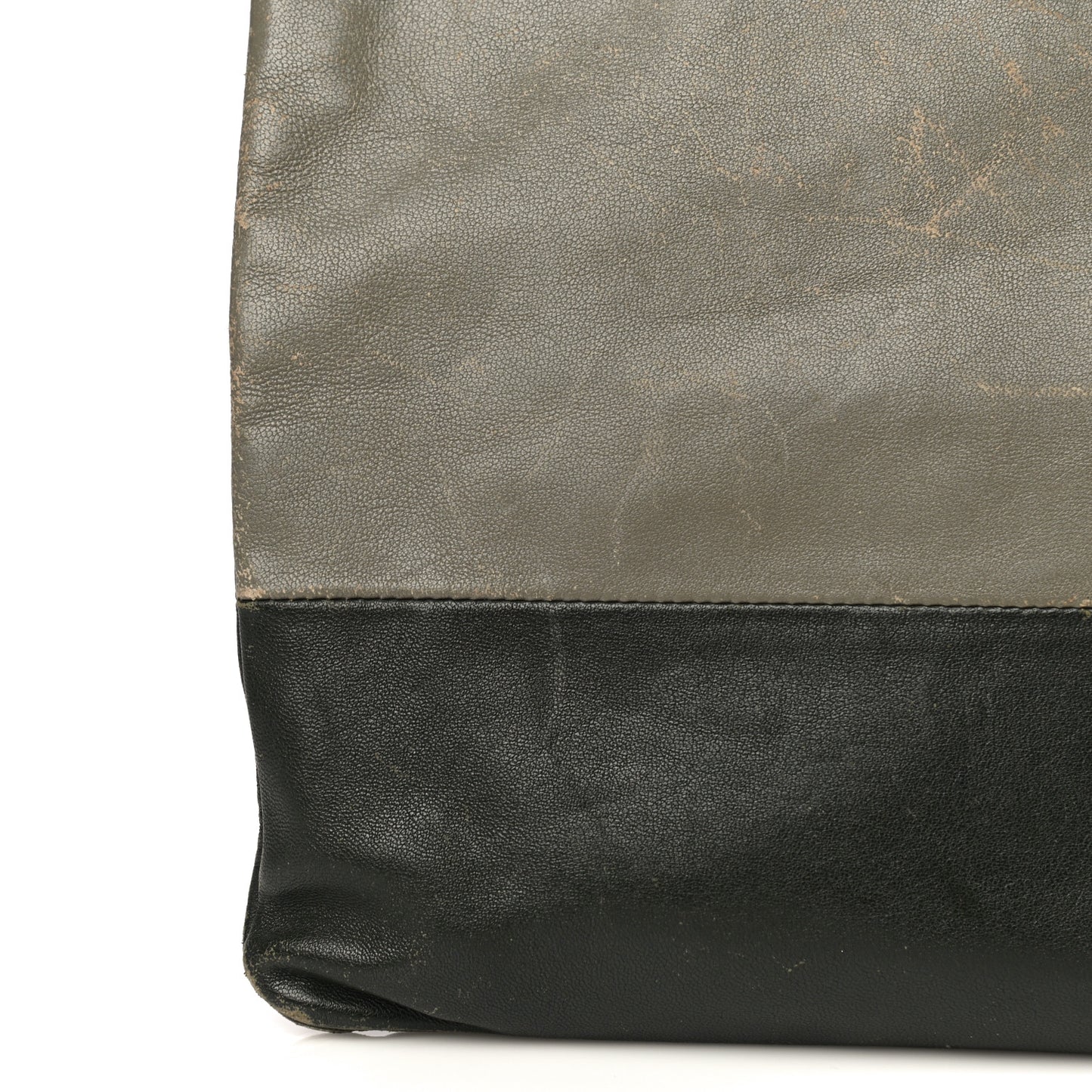 Smooth Lambskin Bi-Color Solo Clutch Pouch Army Green