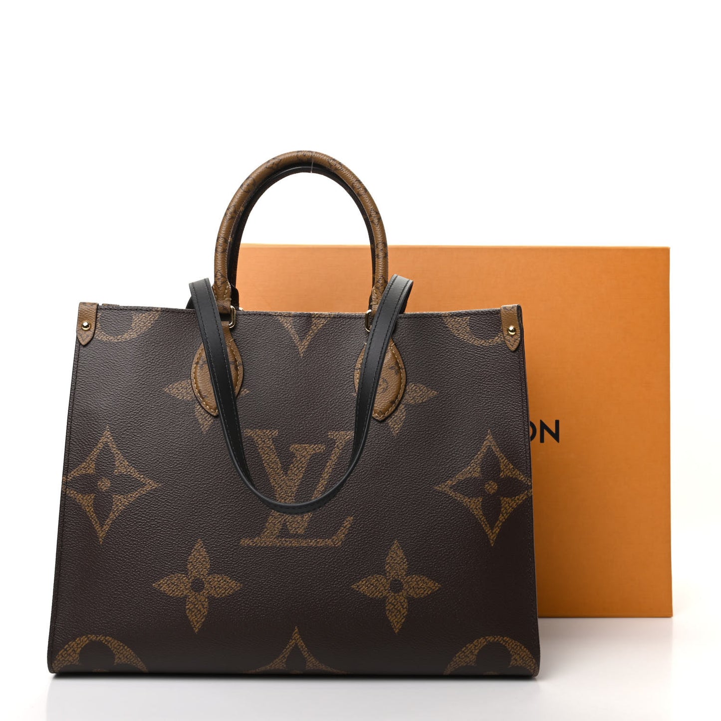 Reverse Monogram Giant Onthego MM
