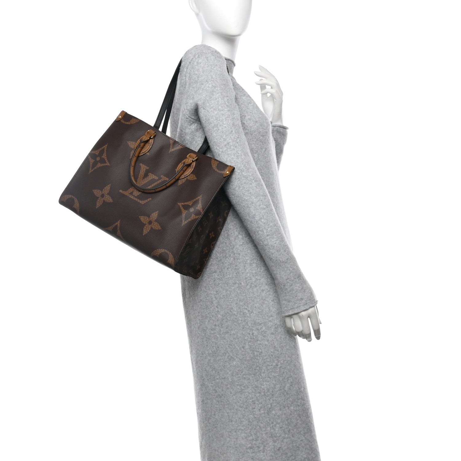 Louis Vuitton Reverse Monogram Giant Onthego MM 2 of 12