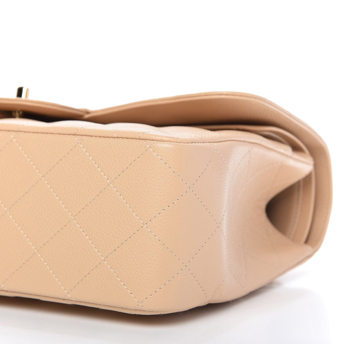 Caviar Quilted Jumbo Double Flap Beige Clair