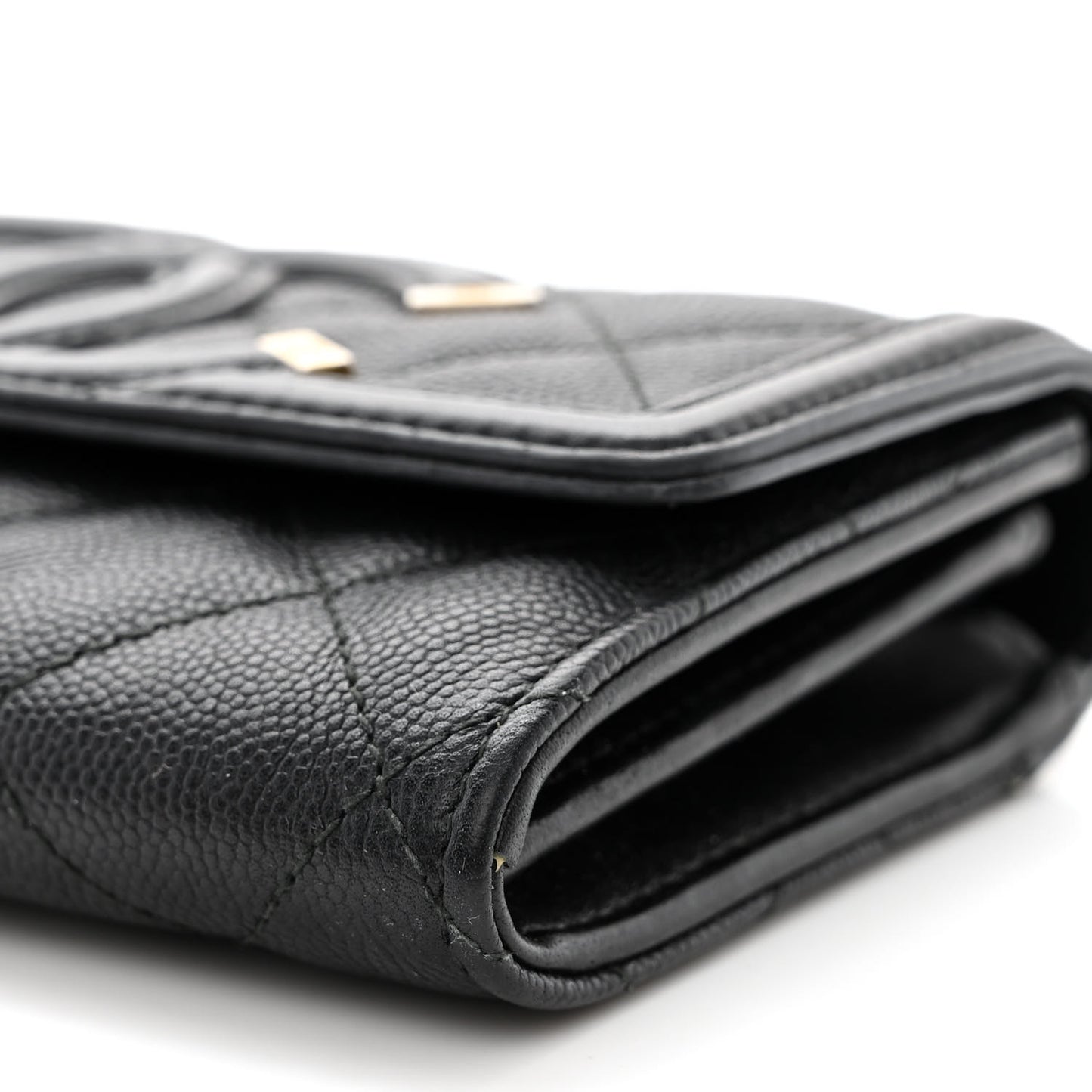 Caviar Quilted Medium Filigree Flap Wallet Black