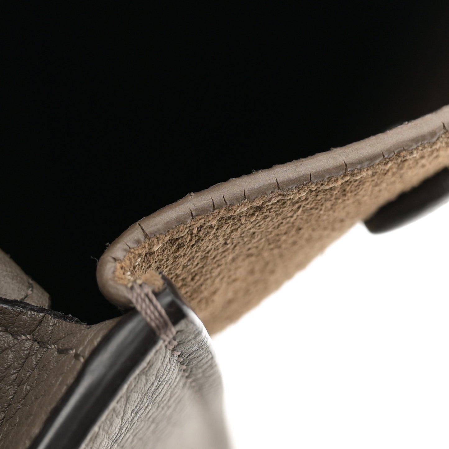 Drummed Calfskin Suede Small Trapeze Souris