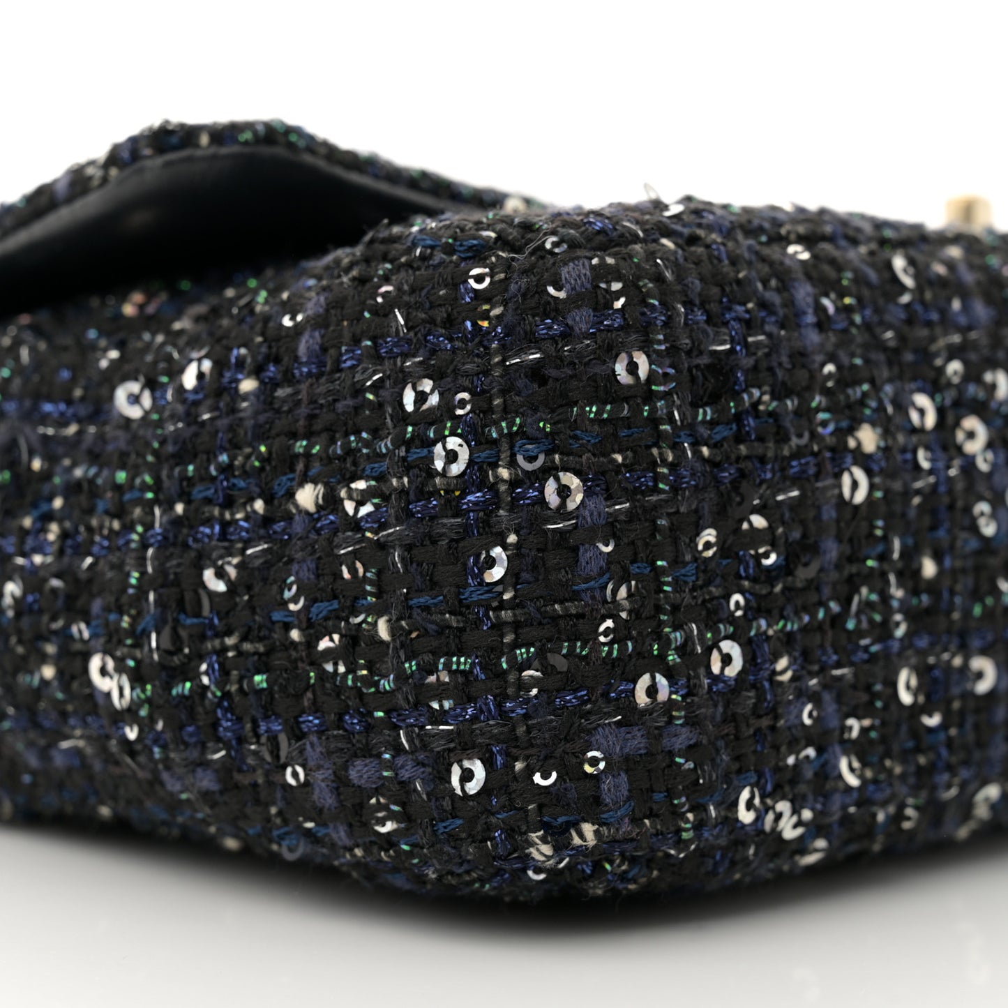 Tweed Medium Pearl Handle Flap Black Ecru