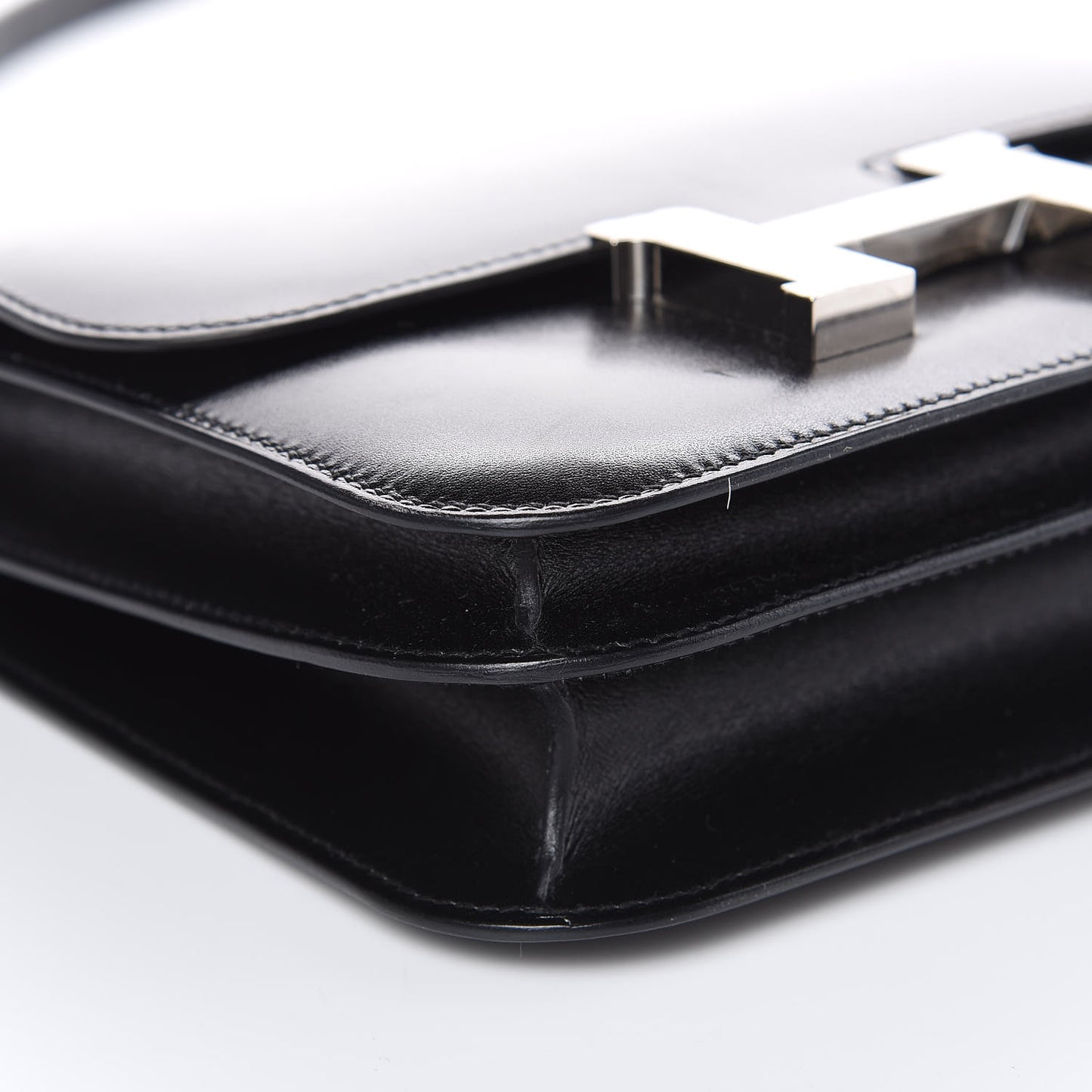 Box Constance 18 Black