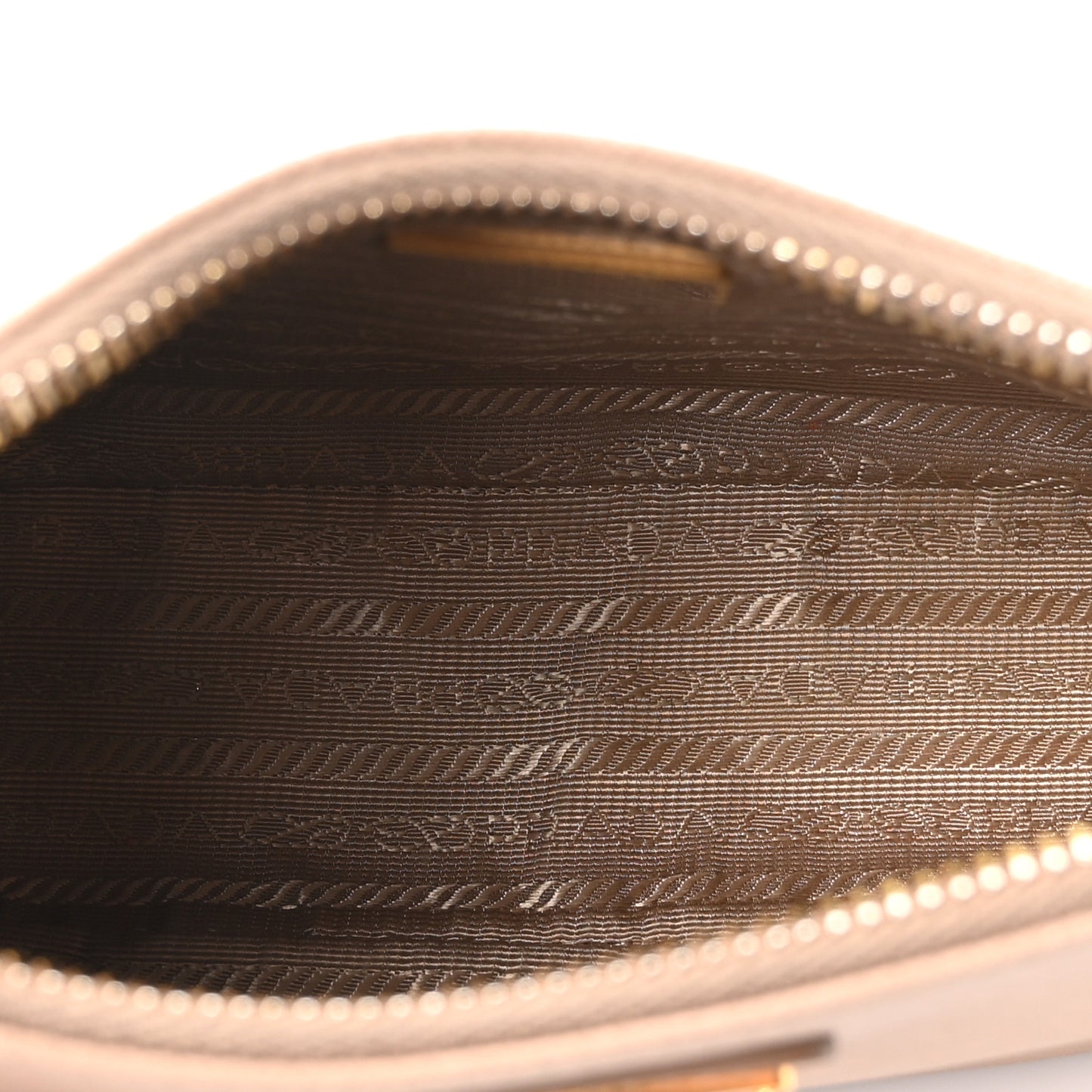 Saffiano Lux Re-Edition 2005 Shoulder Bag Cammeo