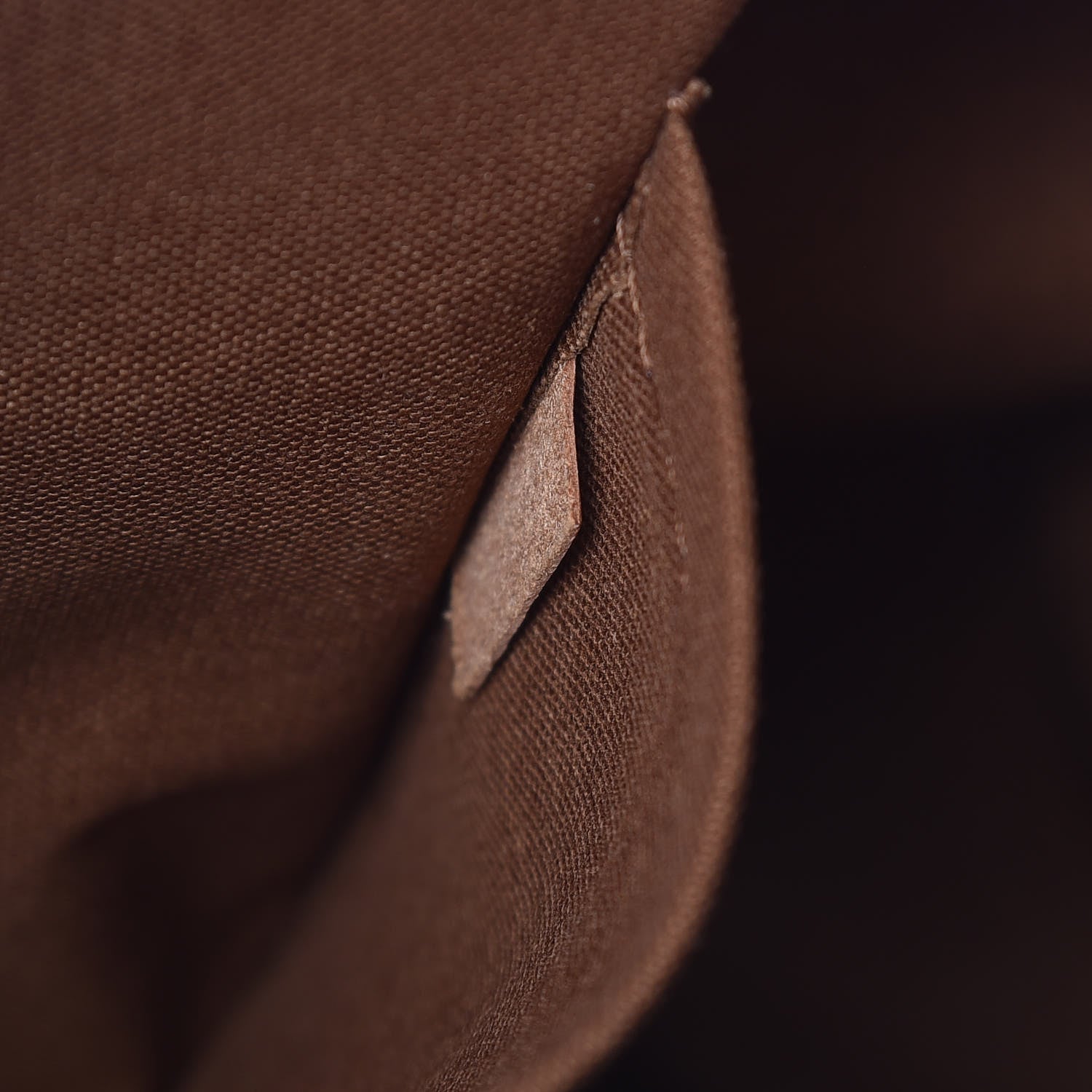 Louis Vuitton Monogram Tivoli GM 7 of 15