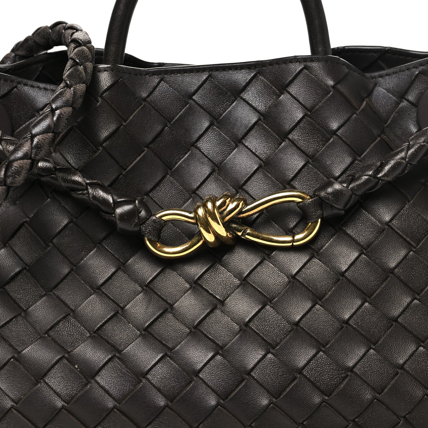 Nappa Intrecciato Medium Andiamo Shoulder Bag Fondant