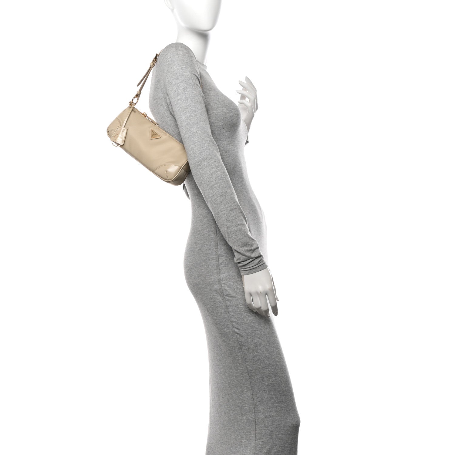 Prada Re-Nylon Spazzolato Re-Edition 2002 Shoulder Bag Deserto 2 of 11