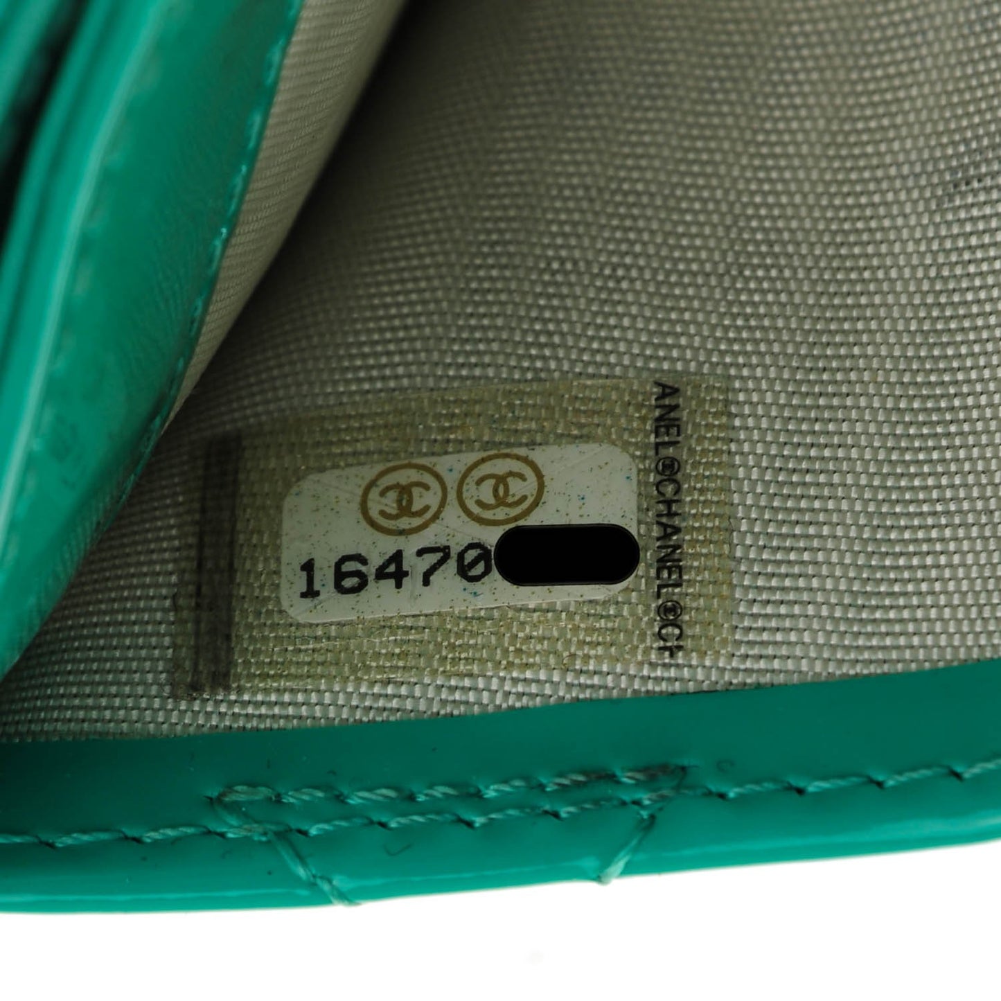 Patent Quilted Card Holder Green