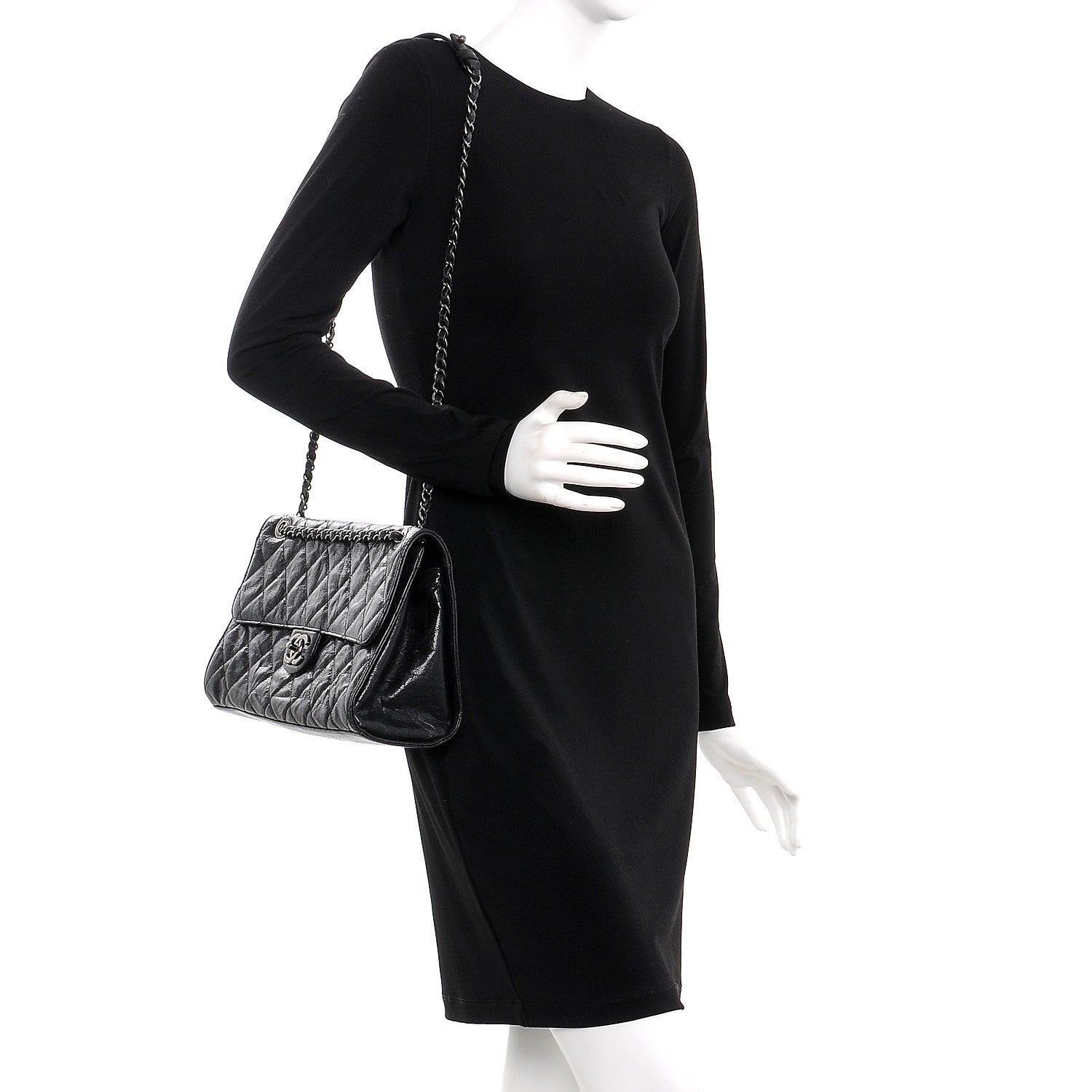 Chanel Crumpled Grained Calfskin Jumbo CC Crave Flap Black 2 of 7