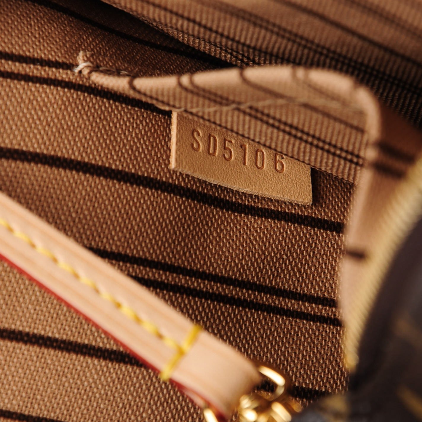Louis Vuitton Monogram Neverfull MM GM Pochette 8 of 8