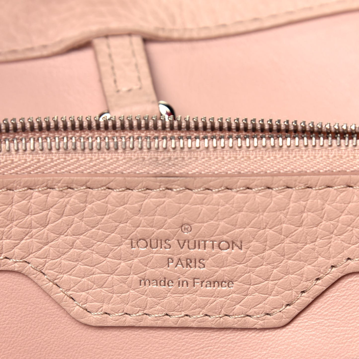 Taurillon Capucines MM Rubis