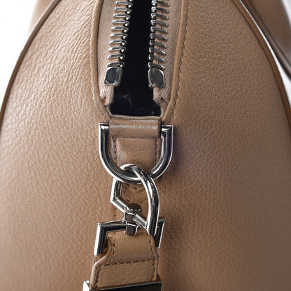 Givenchy Sugar Goatskin Medium Antigona Nude 20 of 21