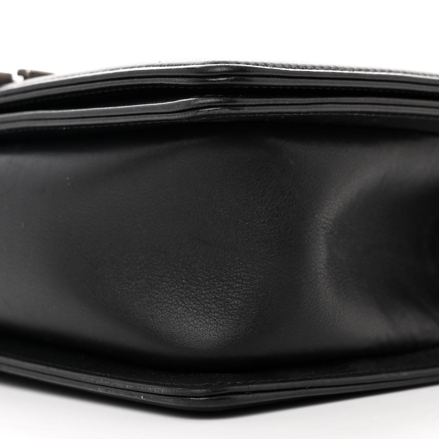 Lambskin Chevron Quilted Medium Boy Flap Black
