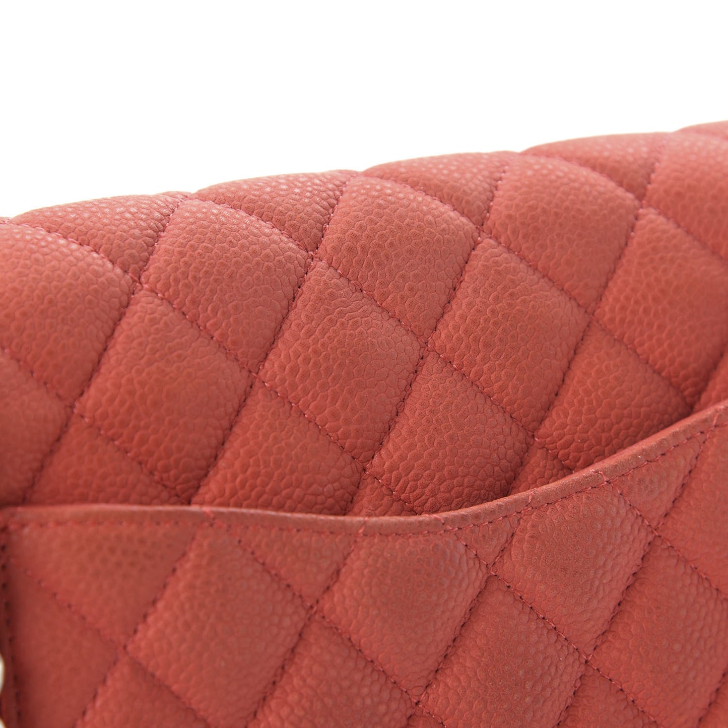 Iridescent Caviar Quilted Medium Double Flap Dark Pink