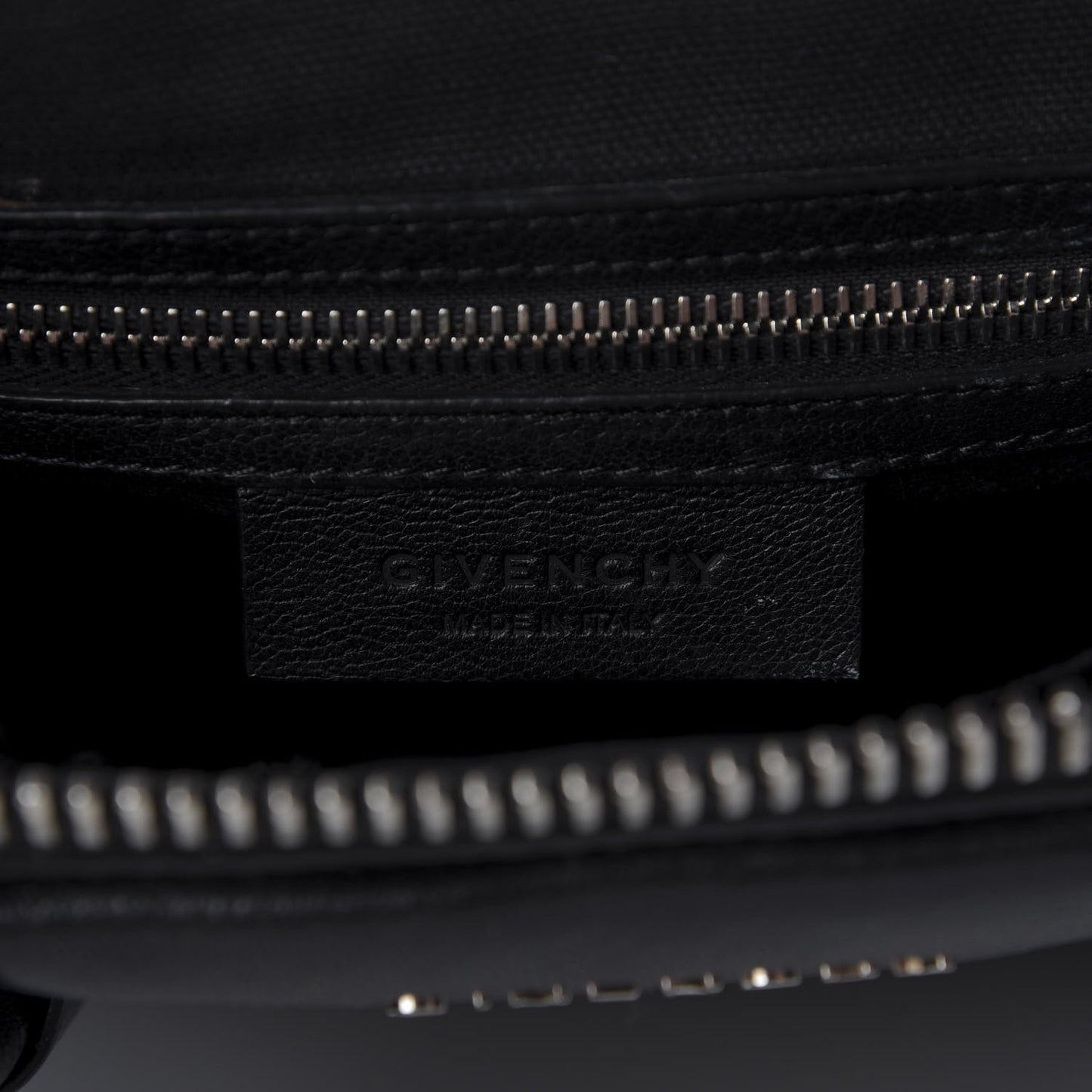 Sugar Goatskin Small Antigona Black
