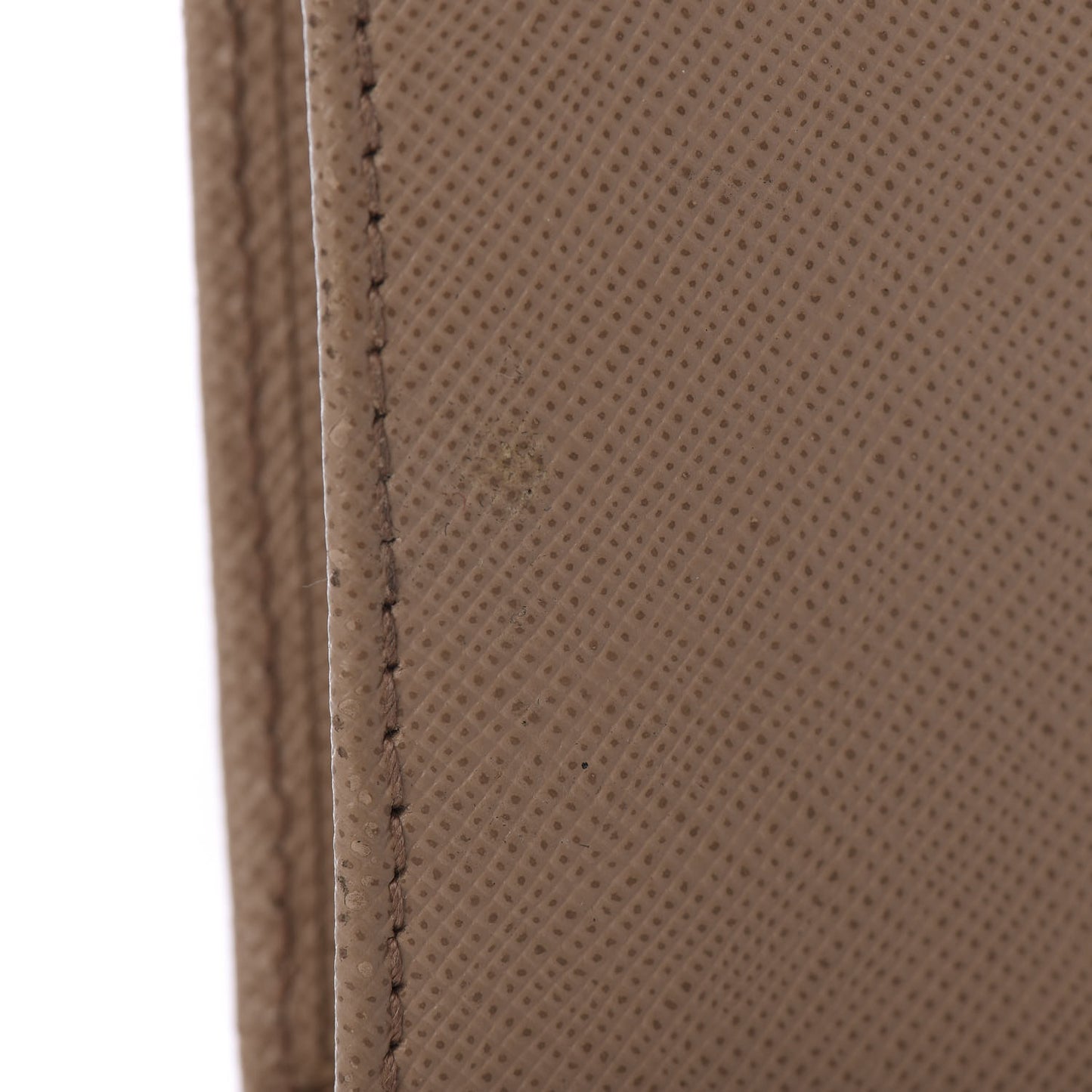 Saffiano Metal Bi-Fold Wallet Naturale
