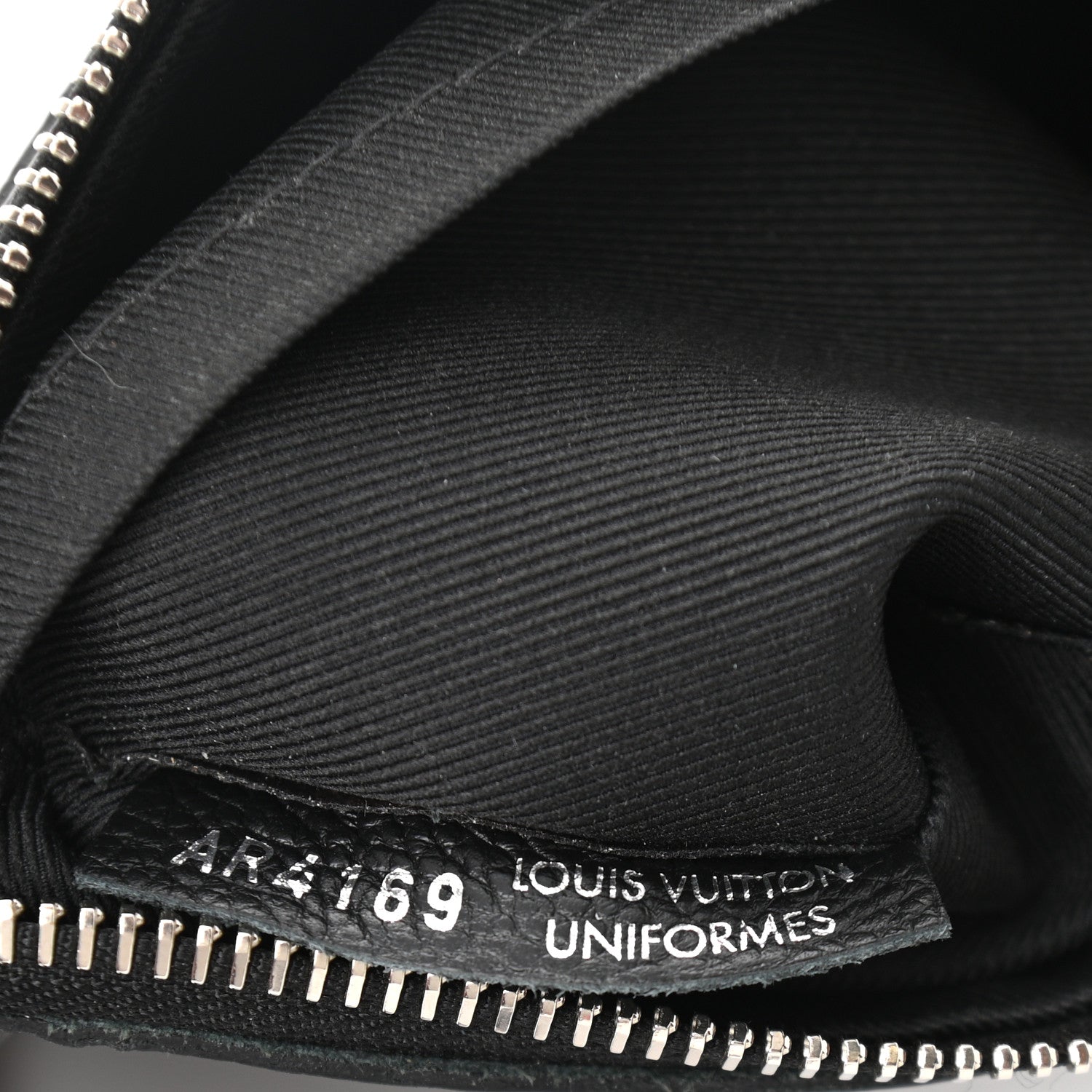 Louis Vuitton Empreinte Pallas Crossbody Black 6 of 9