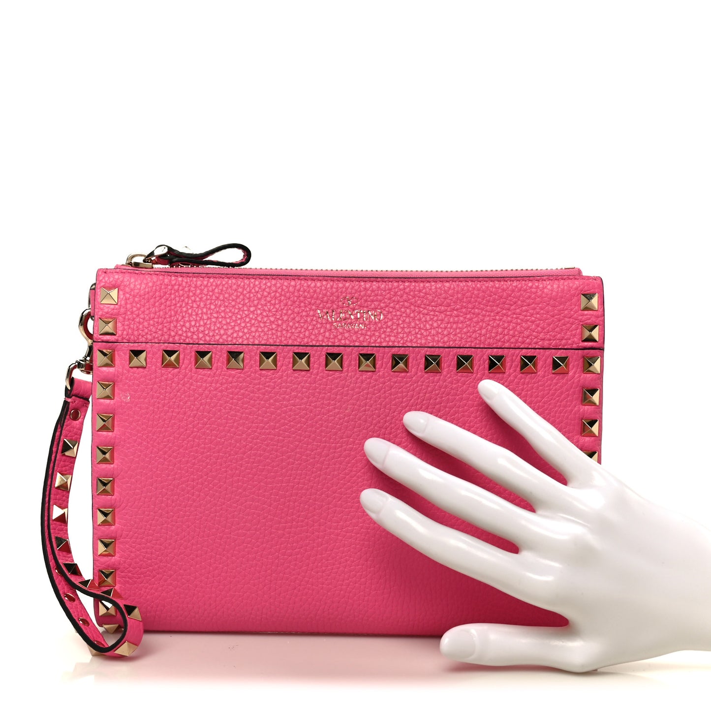 Pebbled Calfskin Medium Rockstud Flat Pouch Pink
