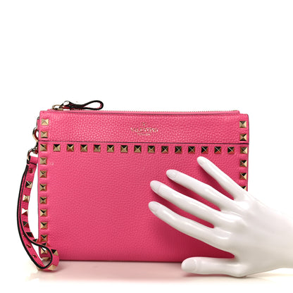 Valentino Garavani Pebbled Calfskin Medium Rockstud Flat Pouch Pink 2 of 9