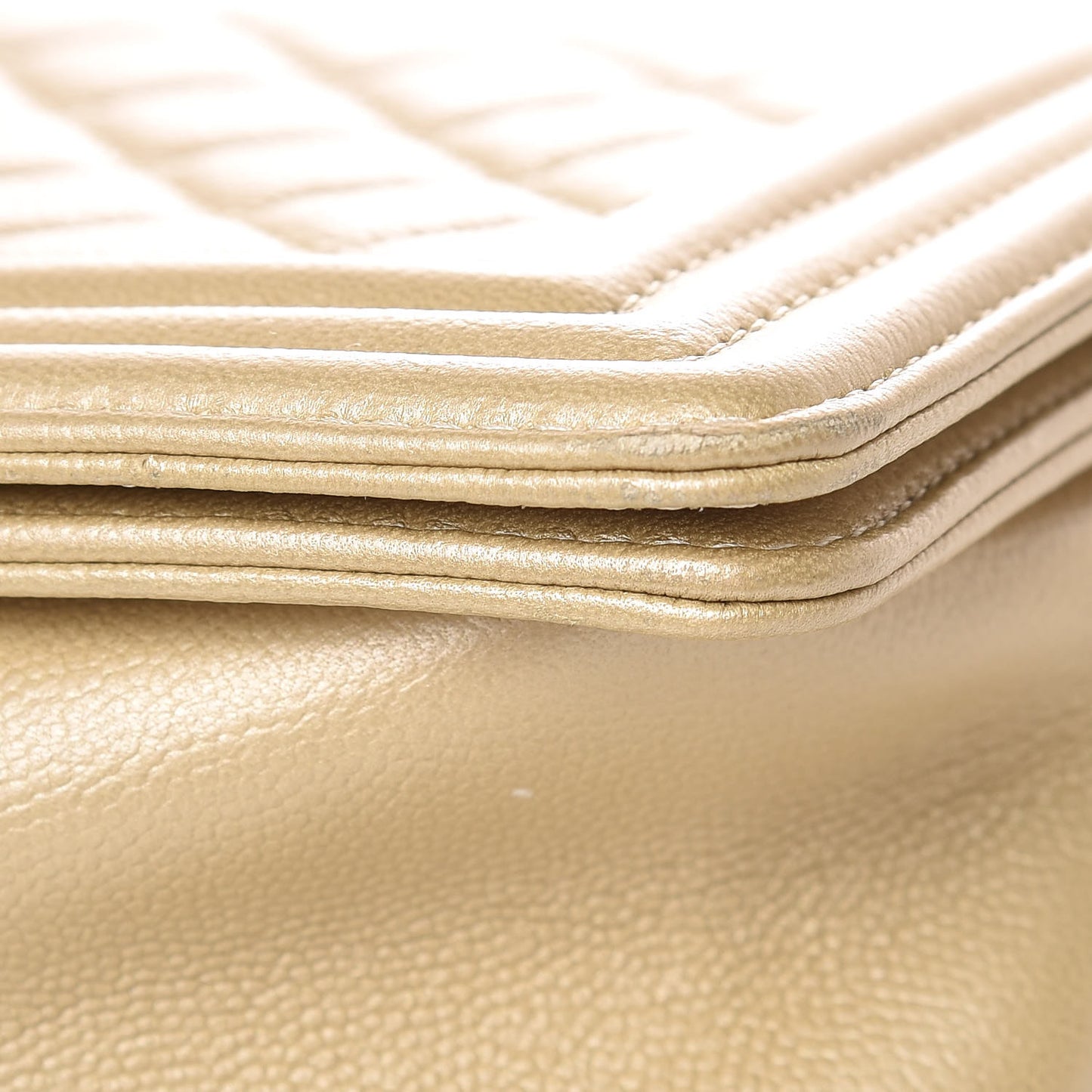 Pearly Caviar Quilted Medium Boy Flap Light Gold