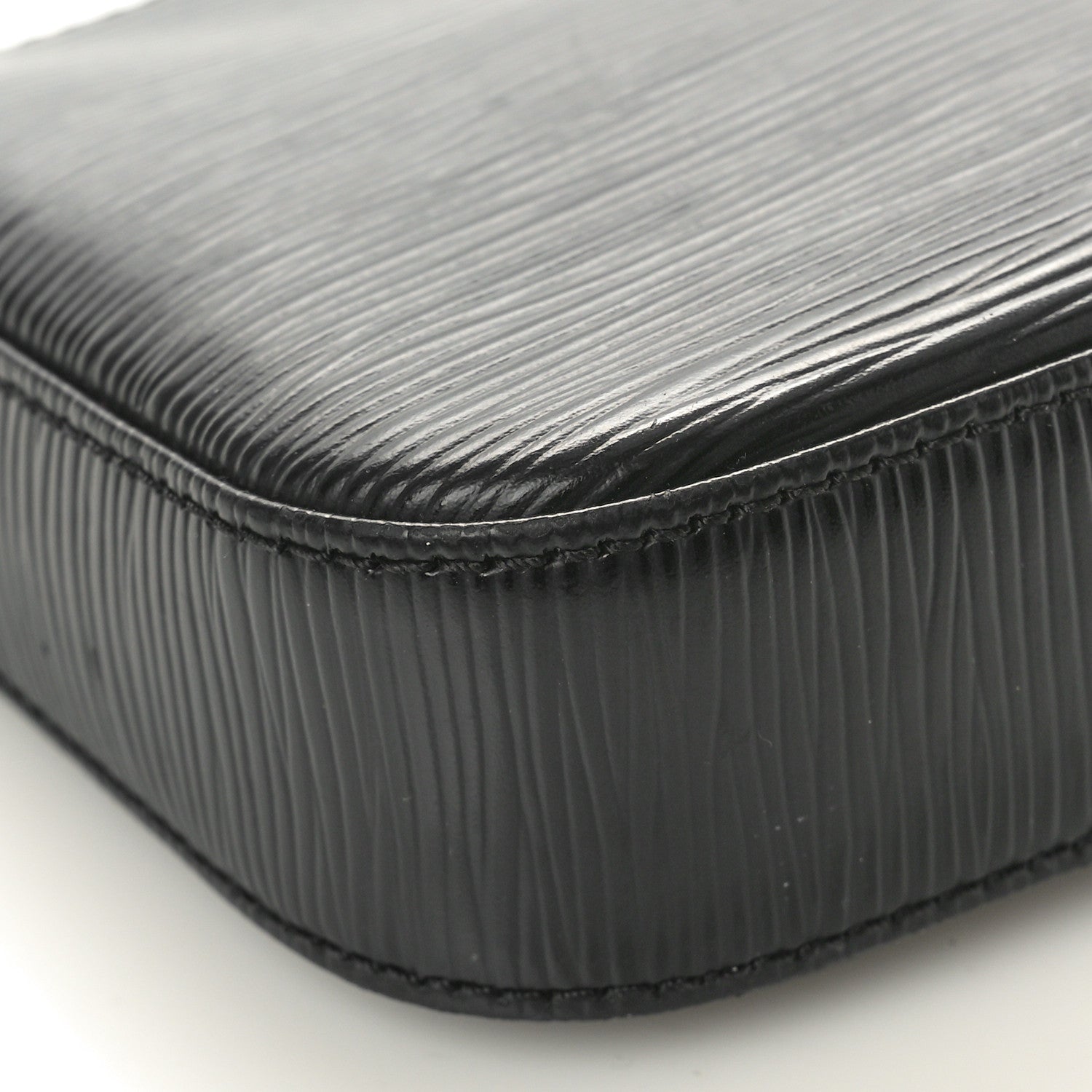 Louis Vuitton Epi Pochette Accessories NM Black 9 of 10