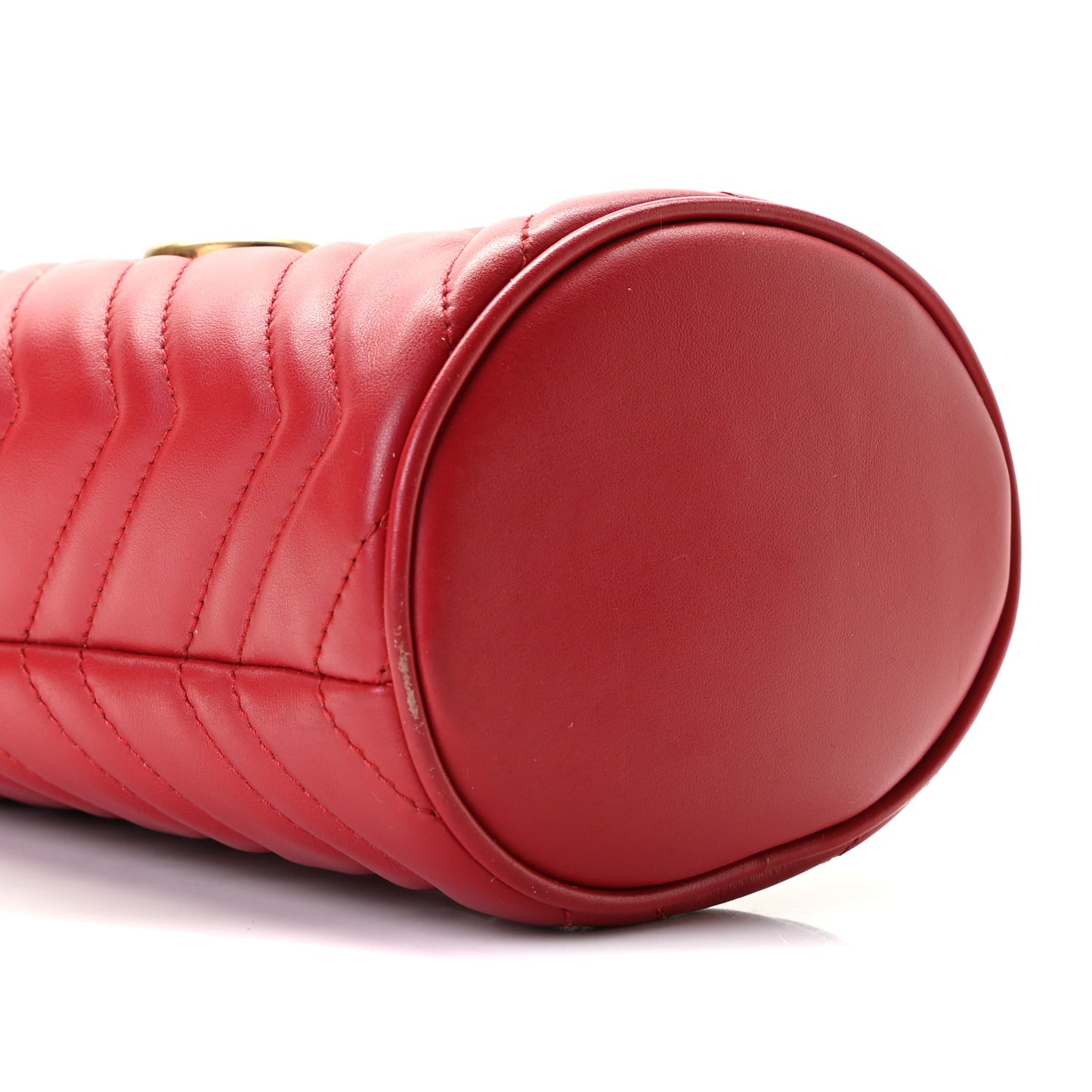 Calfskin Matelasse Mini GG Marmont 2.0 Bucket Bag Hibiscus Red