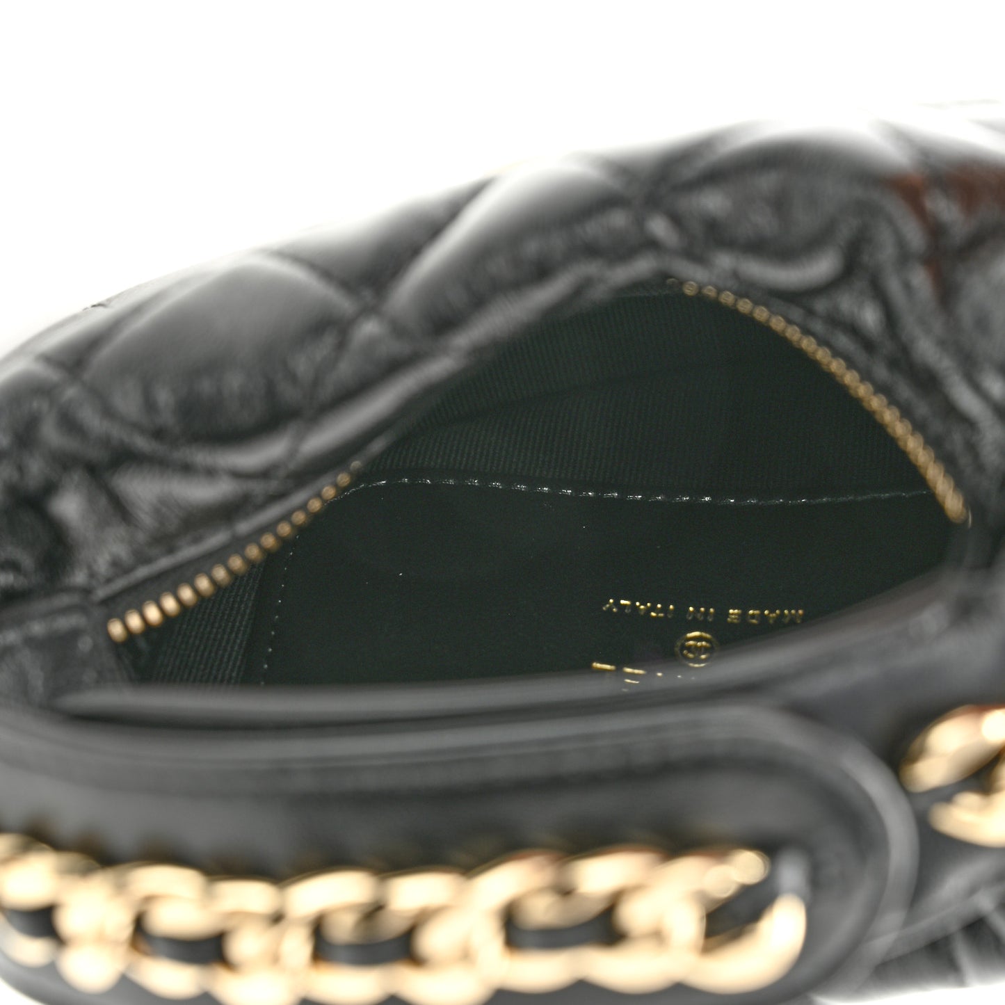 Quilted Chain Around Pouch Black