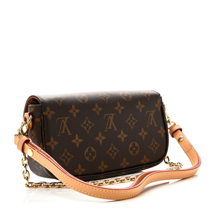 Louis Vuitton Monogram Ivy Wallet On Chain 3 of 9