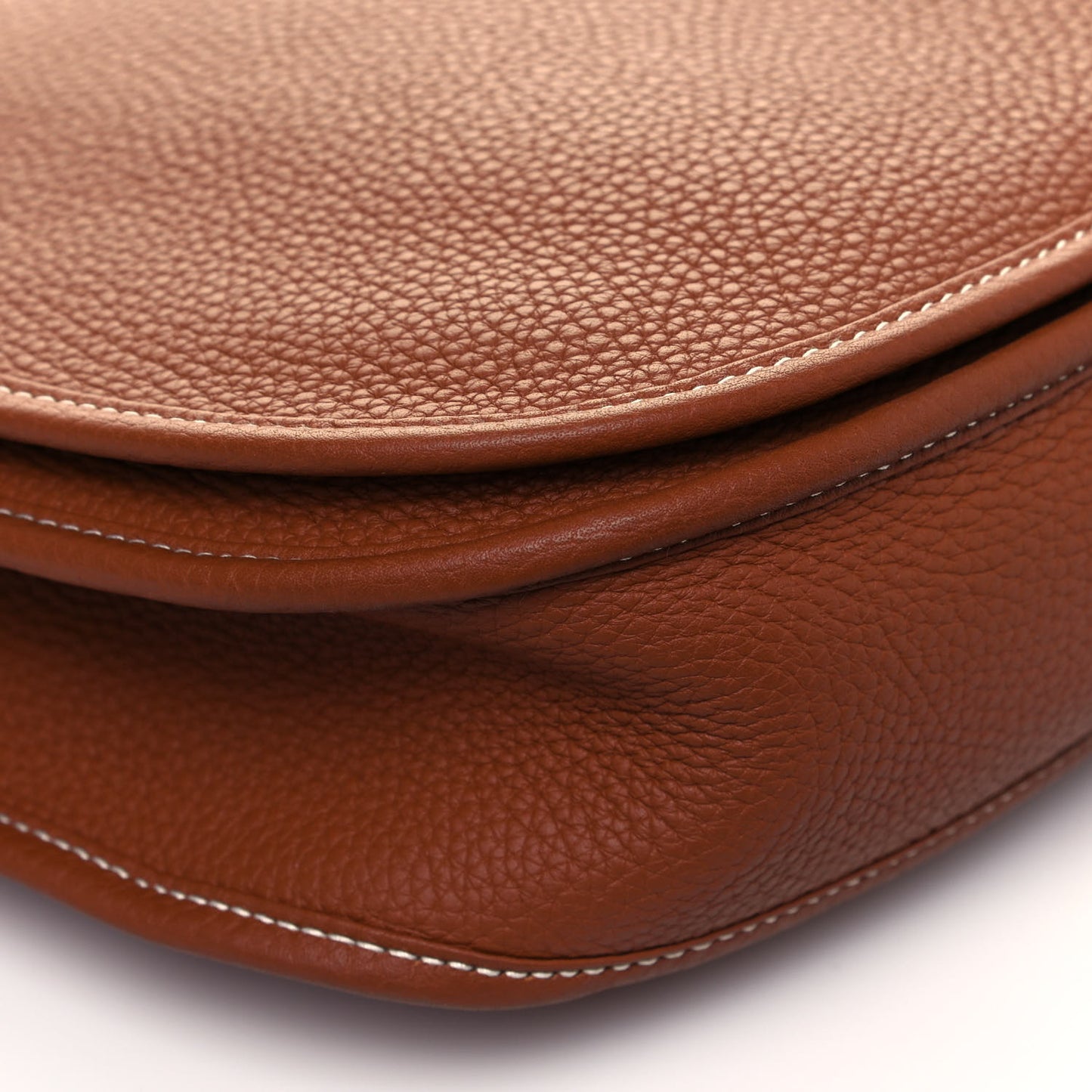 Taurillon Clemence Evelyne III PM Gold