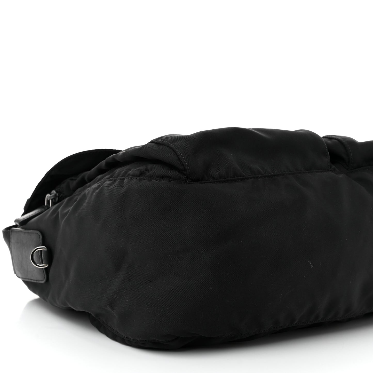 Tessuto Nylon Saffiano Vela Messenger Bag Black