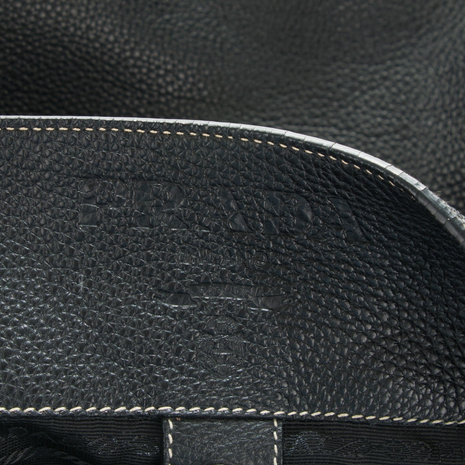 Prada Vitello Daino Shoulder Bag Nero Black 6 of 8
