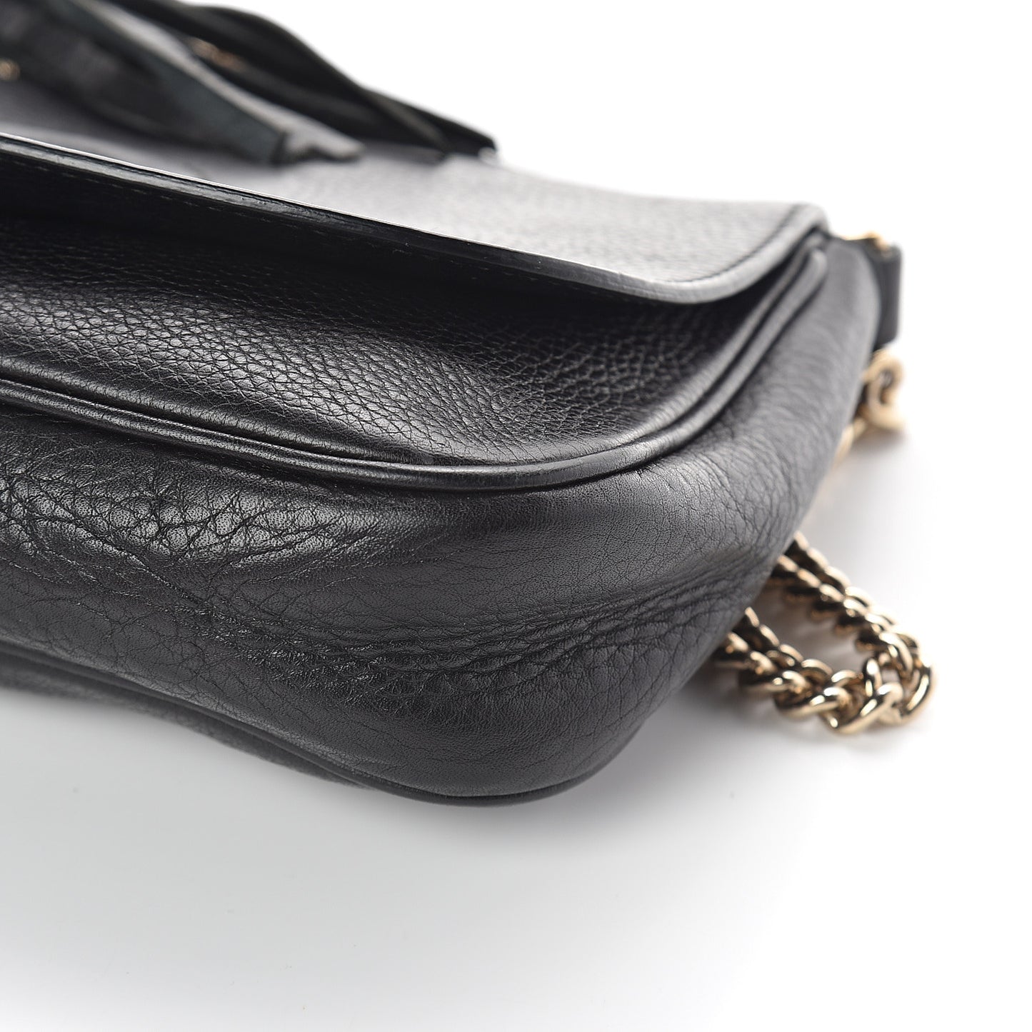 Pebbled Calfskin Medium Soho Flap Crossbody Black