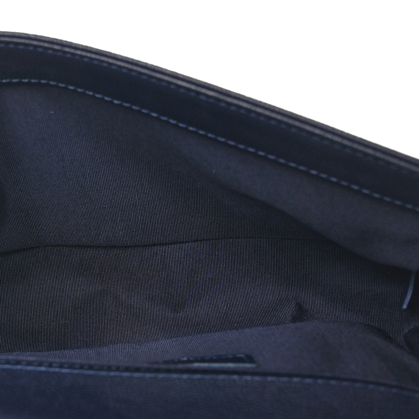 Caviar Quilted Medium Boy Flap Navy