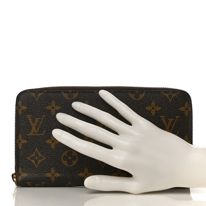 Louis Vuitton Monogram Zippy Organizer Wallet 2 of 11