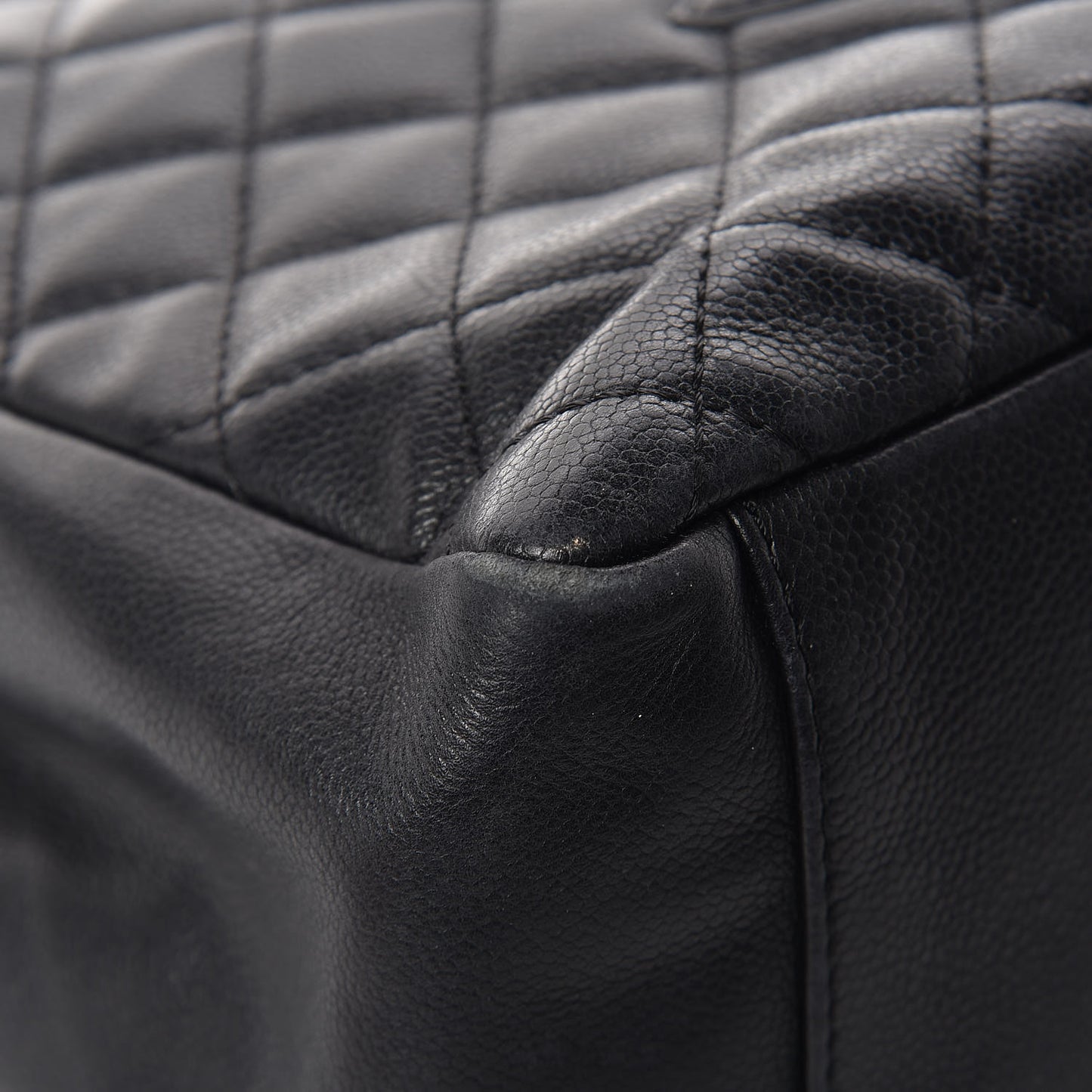 Caviar Quilted Grand Shopping Tote GST Black