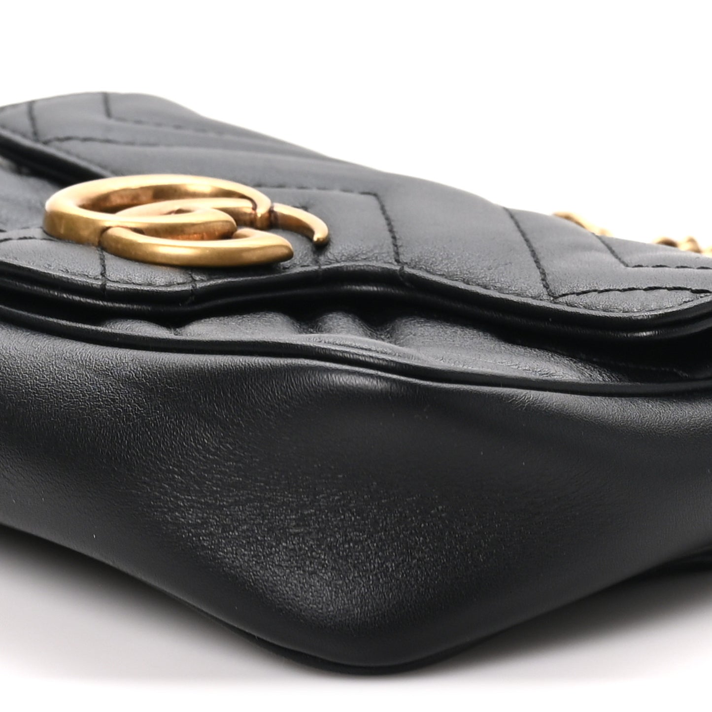 Calfskin Matelasse Super Mini GG Marmont Shoulder Bag Black