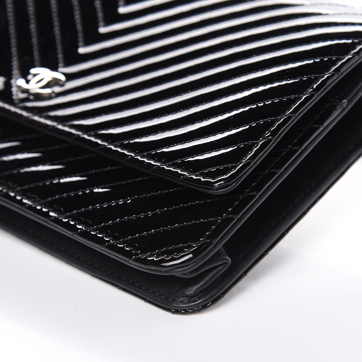 Patent Calfskin Chevron Quilted Wallet On Chain WOC Black